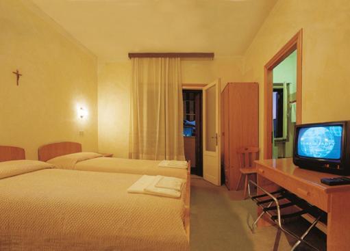 Albergo Ristorante Da Felice Loria Chambre photo